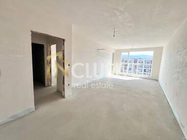 Verkauf - Wohnung in Üjen,  Plowdiw
