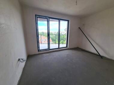 Vânzare - Apartament în Liuben Karavelov,  Haskovo
