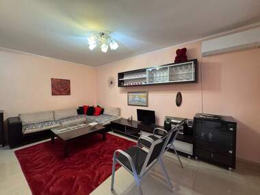 Miete - Wohnung in Zentar,  Burgas