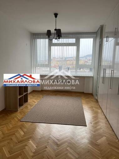 Наем - Апартамент в Център,  Стара Загора