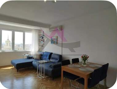 Închiriere - Apartament în Ceaîka,  Varna
