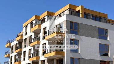 Vânzare - Apartament în Mladejki hălm,  Plovdiv