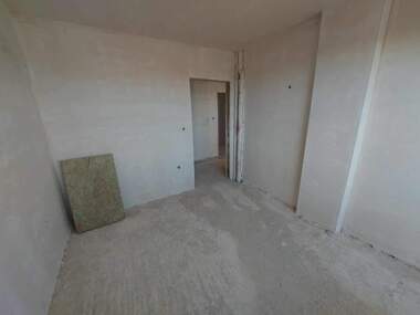 Verkauf - Wohnung in Zentar,  Targowishte