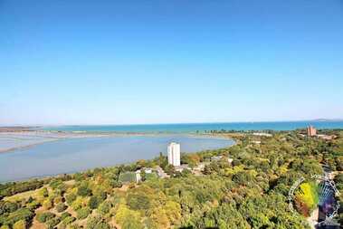 Închiriere - Apartament în Zornița,  Burgas