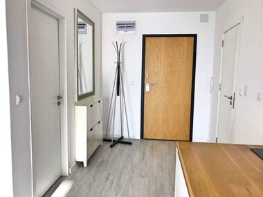 Închiriere - Apartament în Țentăr,  Burgas