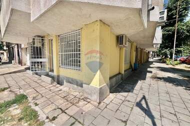 Ενοίκιο - Γραφείο σε Център,  Варна