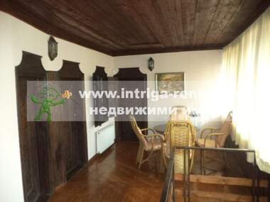 Vânzare - Casă în Liuben Karavelov,  Haskovo