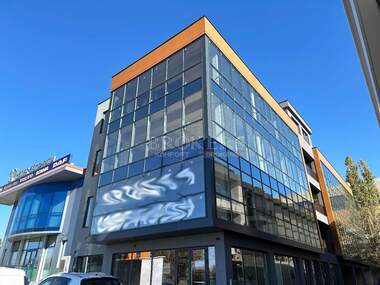 For rent - Office/Storage in Promishlena zona - Zapad,  Varna