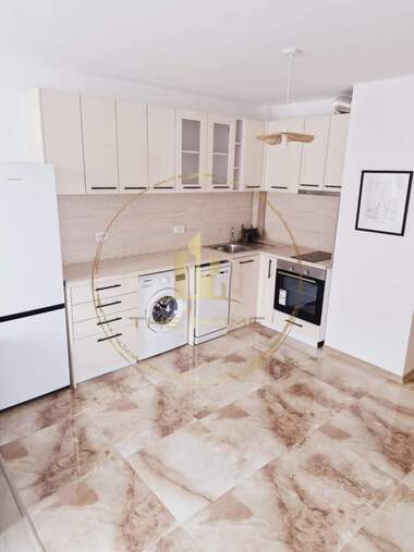 Kira - Apartman olarak Vazrajdane 1,  Varna