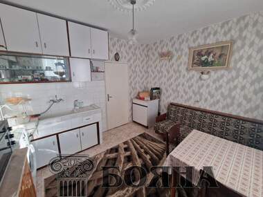 Продажба - Апартамент в Хъшове,  Русе
