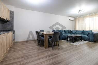 Vânzare - Apartament în Ostromila,  Plovdiv
