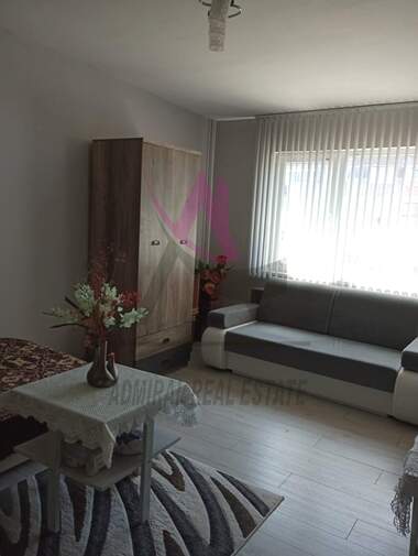 Vânzare - Apartament în Văzrajdane 4,  Varna