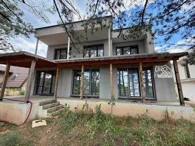 For sale - House in Studentsko gradche,  Stara Zagora