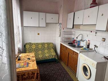 Продажба - Апартамент в Света Троица,  София