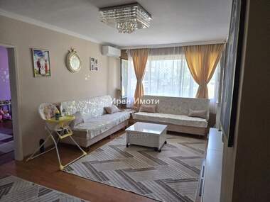 Vânzare - Apartament în Diana,  Iambol