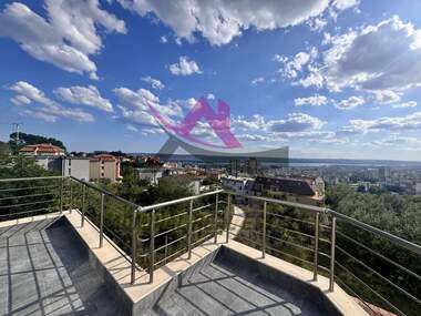 For rent - Apartment in Vazrajdane 3,  Varna
