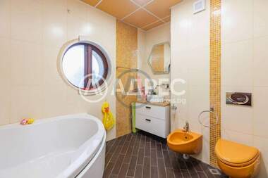 For sale - Apartment in Morska Gradina,  Varna