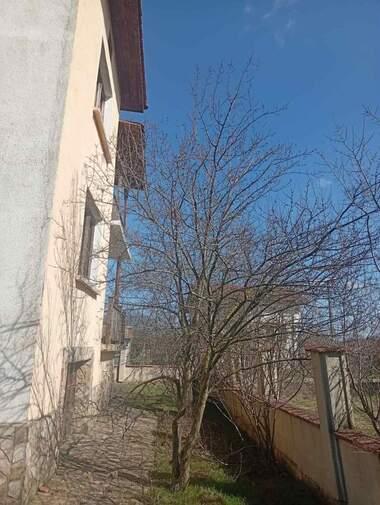 Продажа - Дом в Равнец,  Добрич