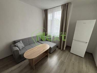Închiriere - Apartament în Zona B-18,  Sofia