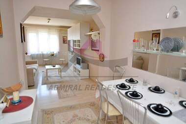 For rent - Apartment in VINS - Cherven ploshtad,  Varna