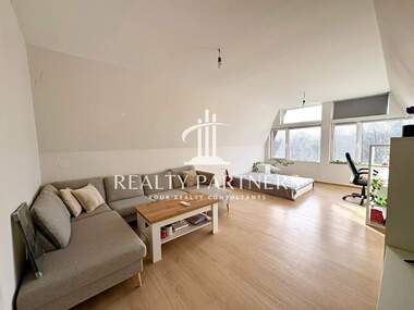 For sale - House in Rasnik,  Pernik