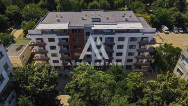 Продажба - Апартамент в Сторгозия,  Плевен