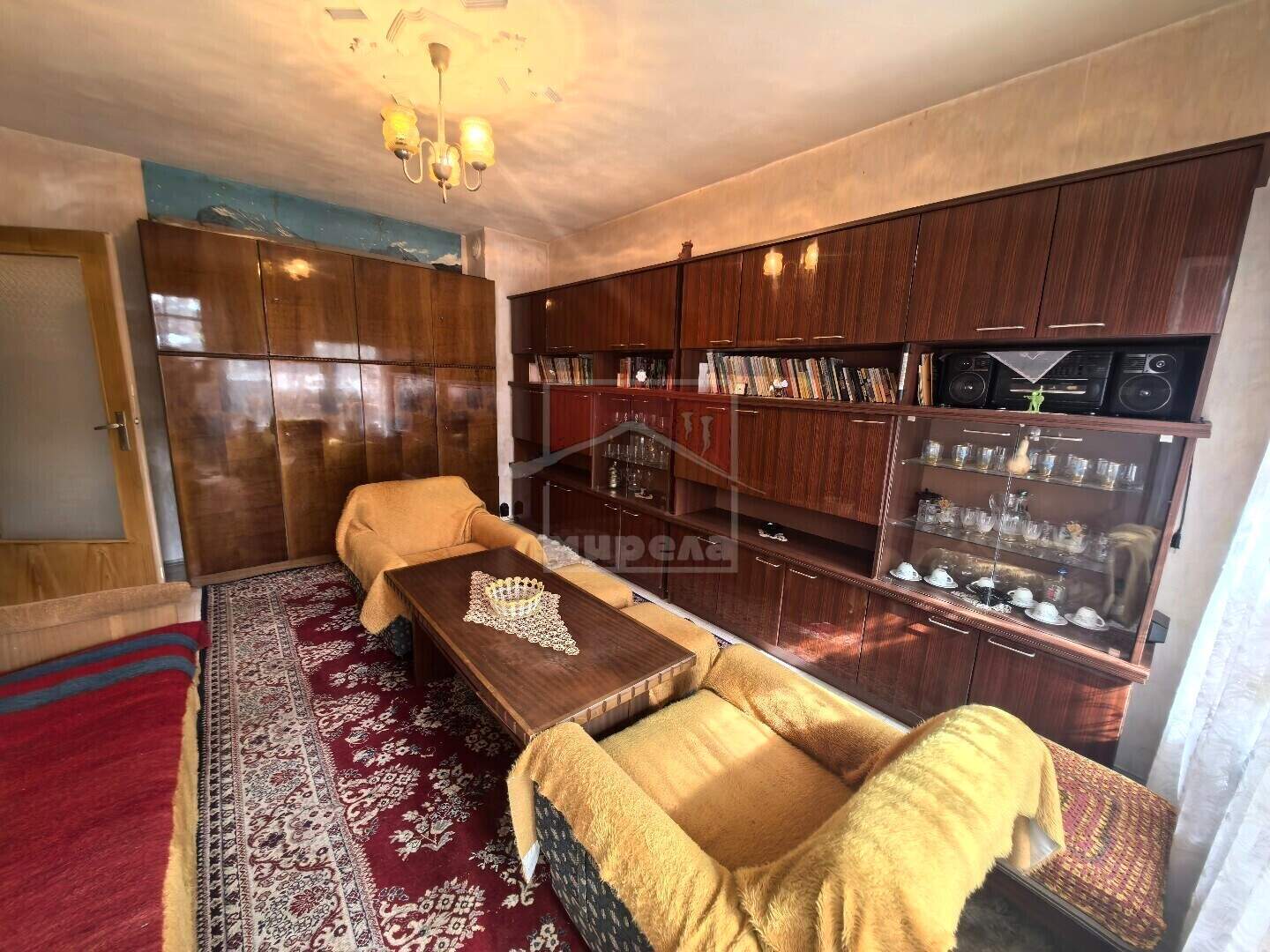 Двустаен Апартамент в Златен рог, Ямбол – снимка 5
