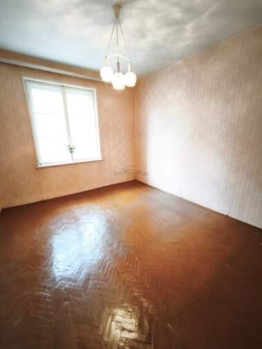 Vânzare - Apartament în Iztok,  Pernik