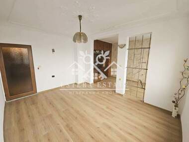 Verkauf - Wohnung in Pazara,  Schumen