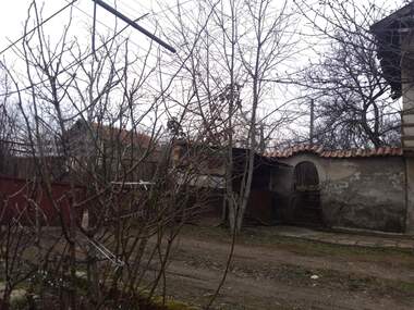 For sale - House in Izhod Ruse - Sofia,  Ruse
