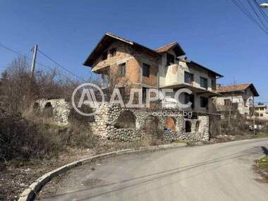 For sale - House in Bankia,  Sofia