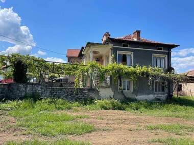 Продажба - Къща във Варвара,  Пазарджик