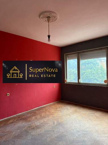 Продажба - Апартамент в Център,  Хасково
