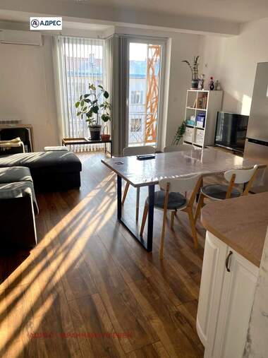 Miete - Wohnung in Wider Center,  Pleven