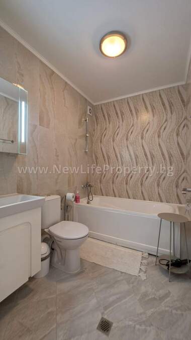Vânzare - Apartament în Nesebăr,  Burgas