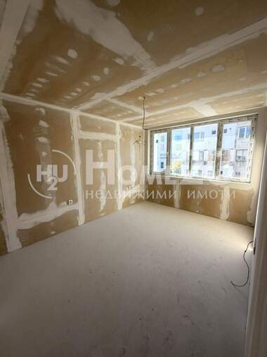 Vânzare - Apartament în Zornița,  Burgas