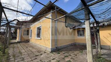 Vânzare - Casă în Liuliakovo,  Dobrice