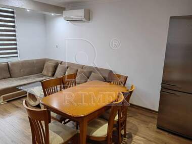 Închiriere - Apartament în Proslav,  Plovdiv