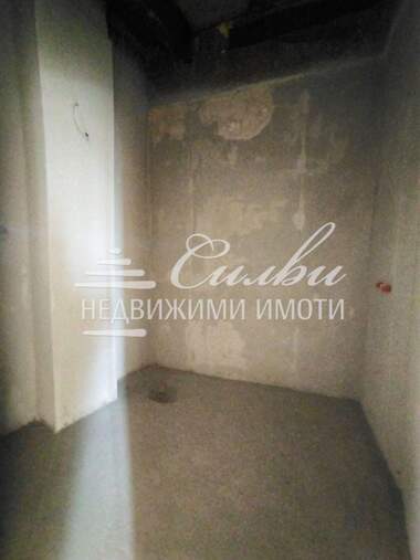 Продажба - Апартамент в Гривица,  Шумен