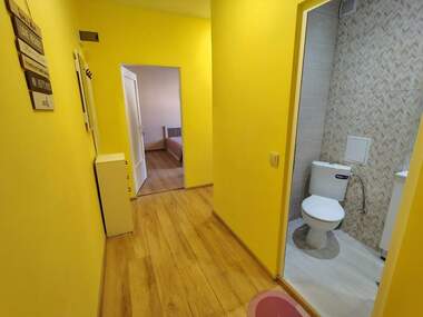 Închiriere - Apartament în Mladost,  Vrața
