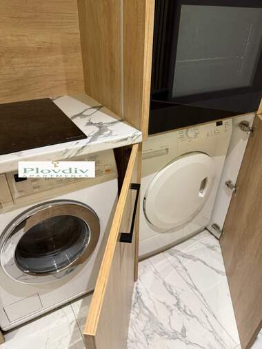 Miete - Wohnung in Mladejki halm,  Plowdiw