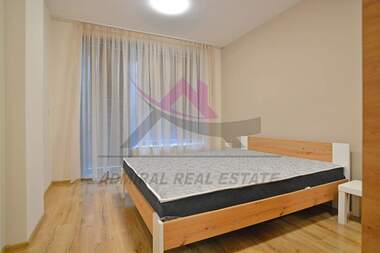 Kira - Apartman olarak Mladost 1,  Varna