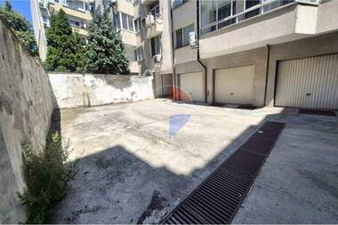 Vânzare - Apartament în Sportna zala,  Varna