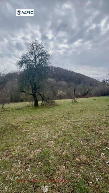Vânzare - Casă în Aprilți,  Lovece