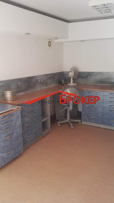 Satış - Diş ofisi/Ofis/Dükkan/Güzellik salonu olarak Centar,  Sliven