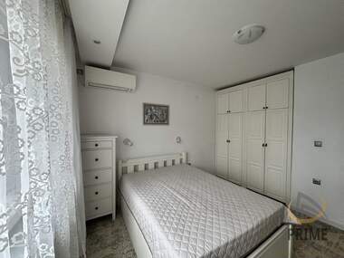 Închiriere - Apartament în Bratia Miladinovi,  Burgas