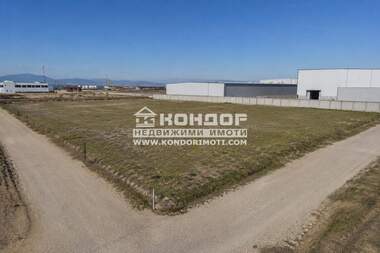 Vânzare - Teren de construcții în Industrialna zona-Sever,  Plovdiv
