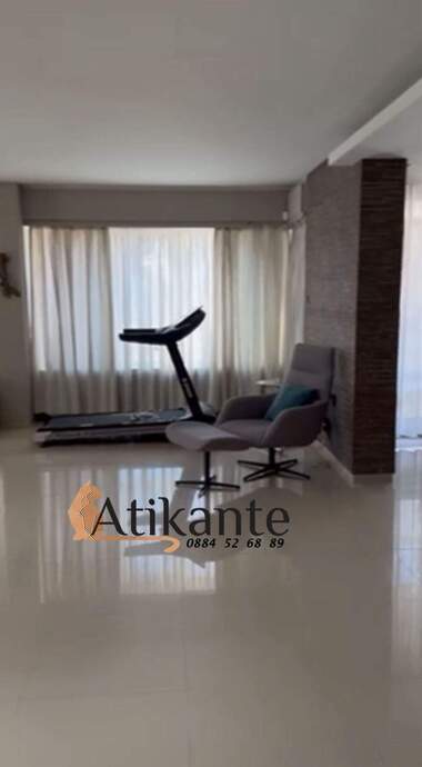 Vânzare - Apartament în Lozeneț,  Sofia