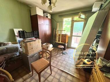For sale - Apartment in Liuben Karavelov,  Haskovo