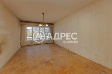 Продажба - Апартамент в Дружба-1,  София